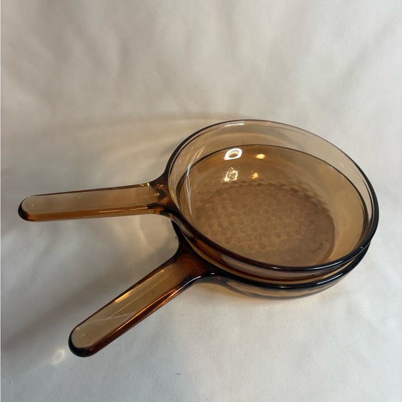 Two vintage visions 7 inch waffle bottom frying pans/France - Picture 2 of 3